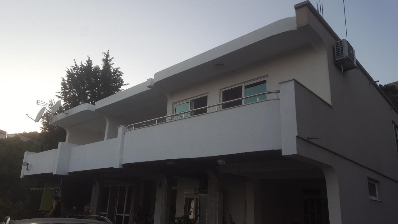 באר Holiday Home Kalicanin מראה חיצוני תמונה