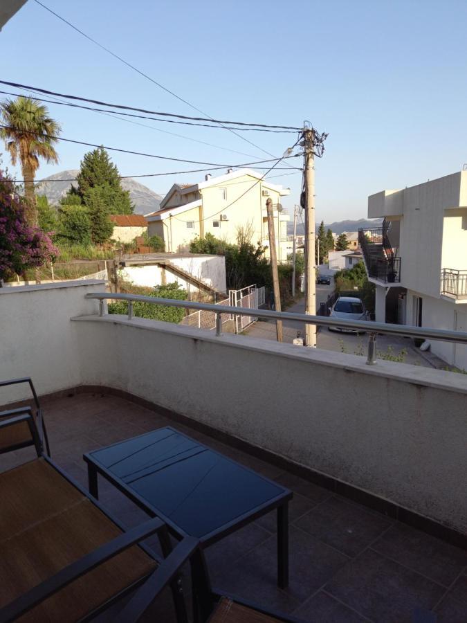 באר Holiday Home Kalicanin מראה חיצוני תמונה