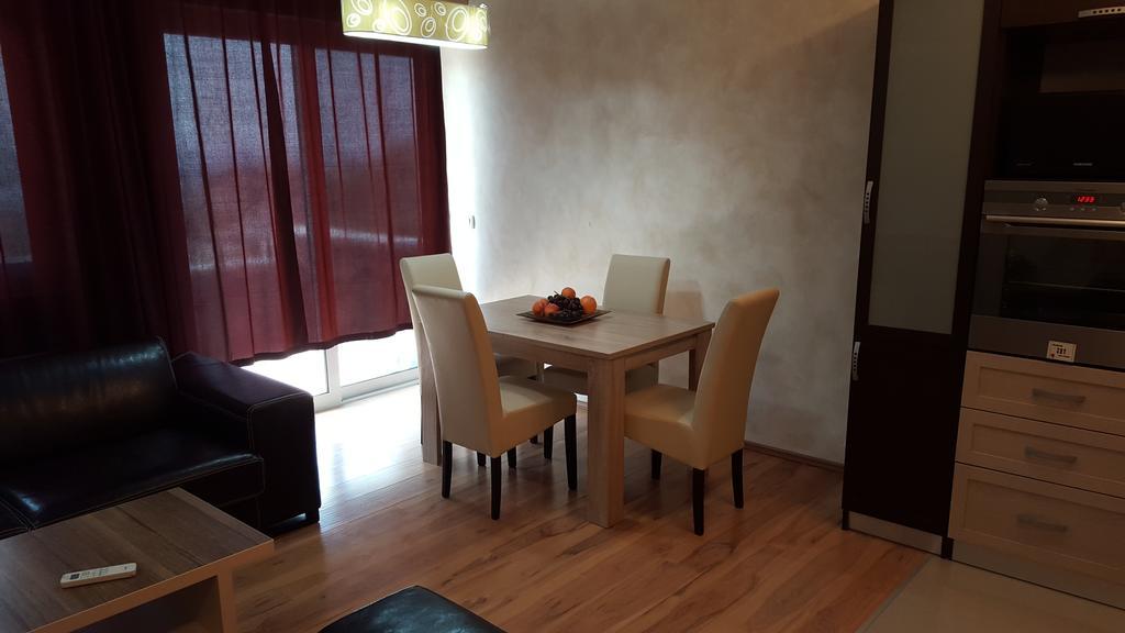 באר Holiday Home Kalicanin חדר תמונה