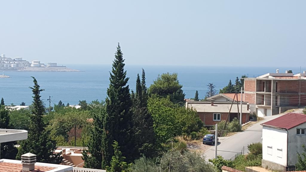 באר Holiday Home Kalicanin מראה חיצוני תמונה